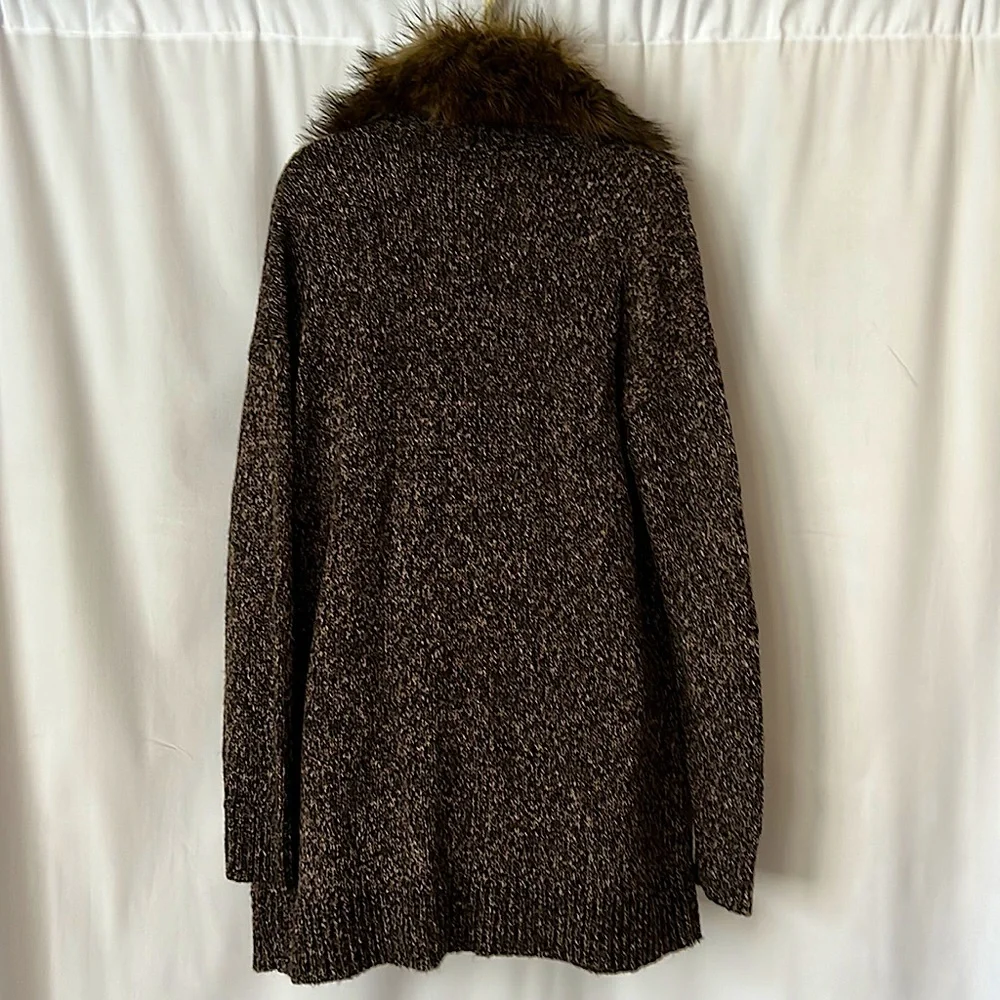 Michael Kors NWT Brown Long Sleeve Fur Trimmed Collar Cardigan Sweater **Sz S** - Picture 2 of 5